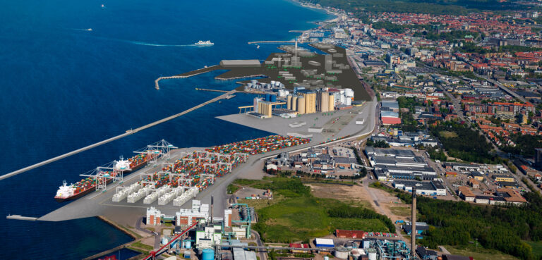 Concept visual of the planned container terminal in southern Helsingborg. The image shows a future expansion of the port area with container quays, cranes, storage yards and connections to the city and surrounding infrastructure along the coastline.